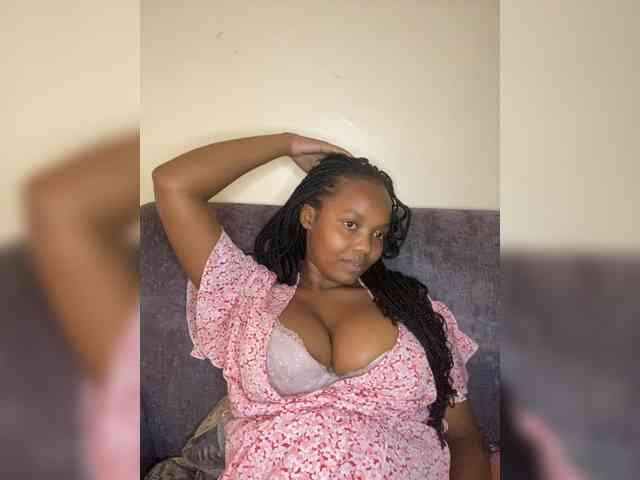 Curvy-maxy9 Curvy-maxy9