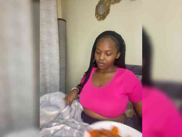 Curvy-maxy9 Curvy-maxy9