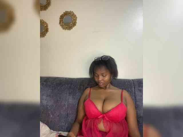 Curvy-maxy9 Curvy-maxy9