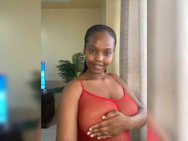 Curvy-maxy9 Curvy-maxy9