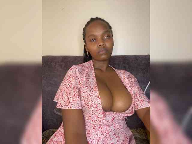 Curvy-maxy9 Curvy-maxy9