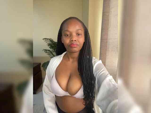 Curvy-maxy9 Curvy-maxy9