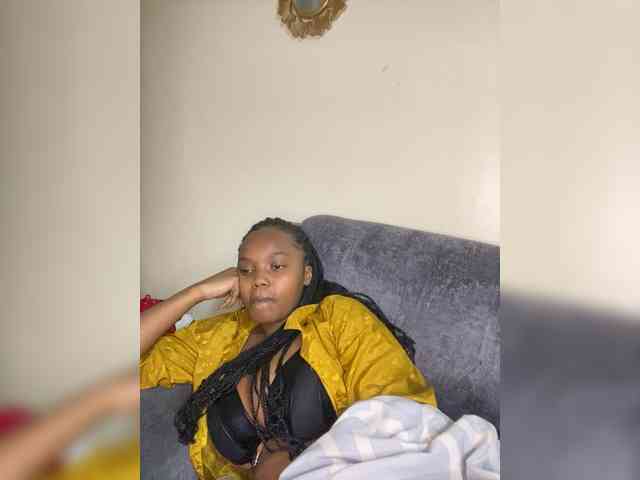 Curvy-maxy9 Curvy-maxy9