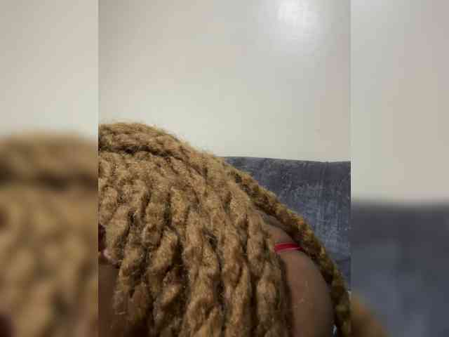 Curvy-maxy9 Curvy-maxy9