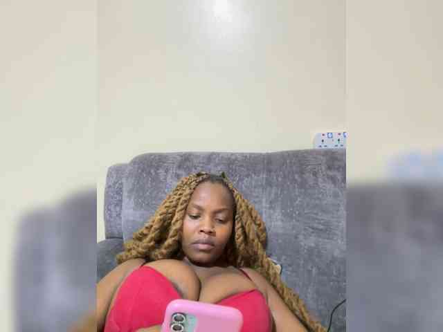 Curvy-maxy9 Curvy-maxy9