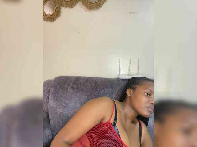 Curvy-maxy9 Curvy-maxy9