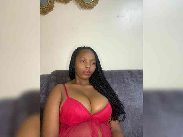 Curvy-maxy9 Curvy-maxy9