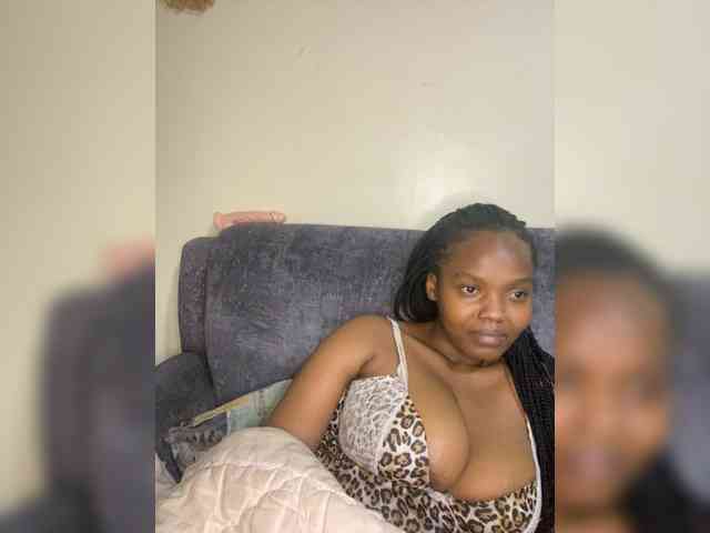 Curvy-maxy9 Curvy-maxy9