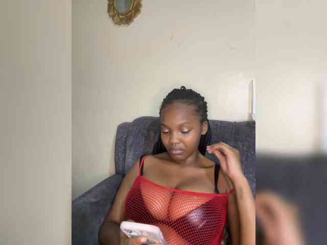 Curvy-maxy9 Curvy-maxy9