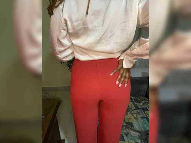 Curvy-maxy9