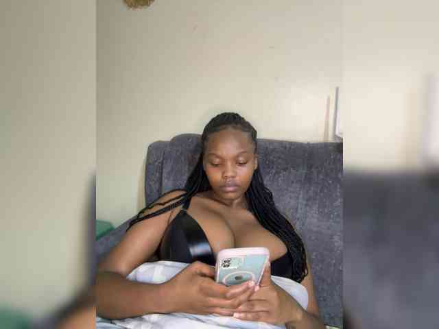 Curvy-maxy9 Curvy-maxy9