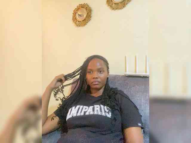 Curvy-maxy9 Curvy-maxy9