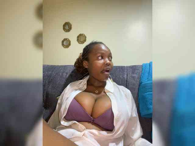 Curvy-maxy9