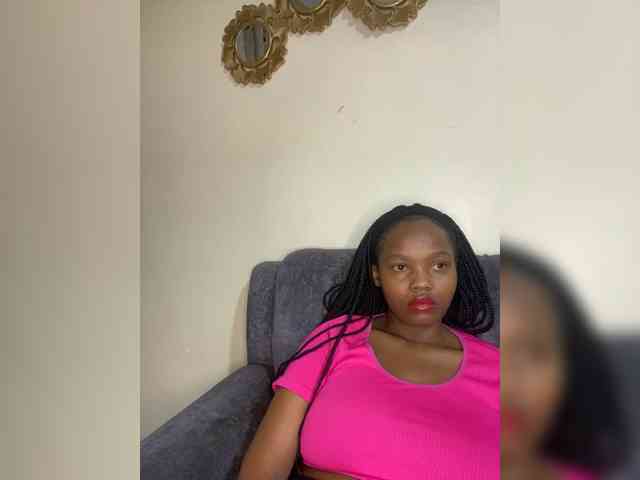 Curvy-maxy9 Curvy-maxy9