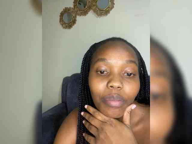 Curvy-maxy9 Curvy-maxy9