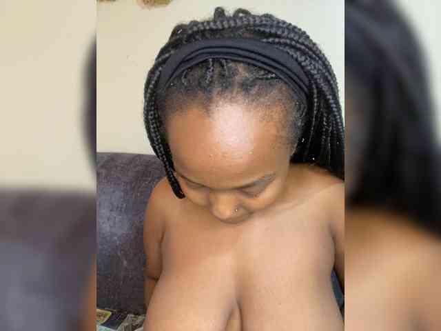 Curvy-maxy9 Curvy-maxy9