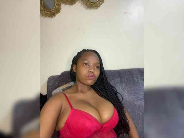 Curvy-maxy9 Curvy-maxy9