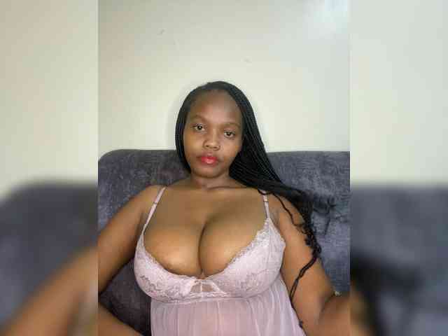 Curvy-maxy9 Curvy-maxy9