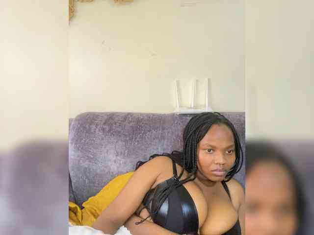 Curvy-maxy9 Curvy-maxy9