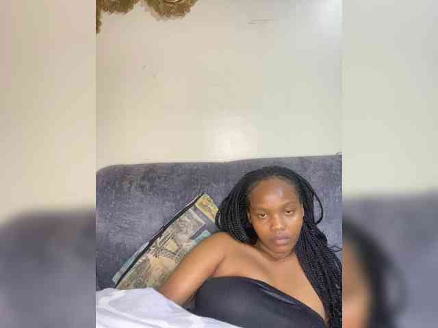 Curvy-maxy9 Curvy-maxy9