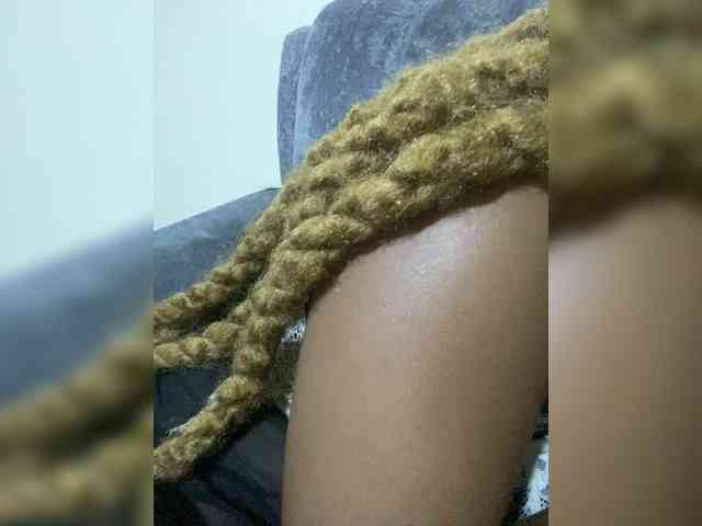 Curvy-maxy9 Curvy-maxy9