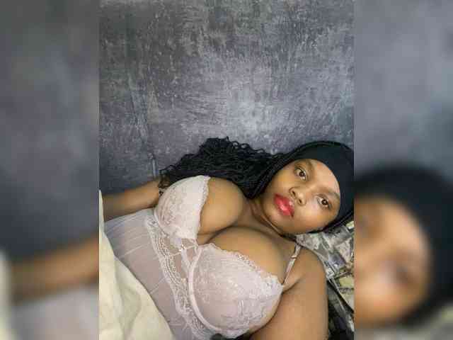 Curvy-maxy9 Curvy-maxy9