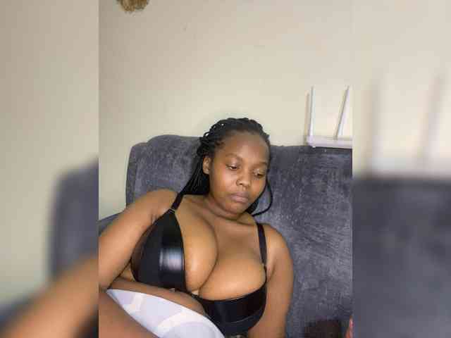 Curvy-maxy9 Curvy-maxy9