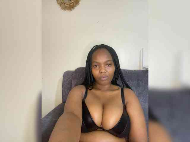 Curvy-maxy9 Curvy-maxy9