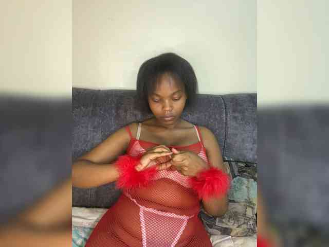 Curvy-maxy9 Curvy-maxy9