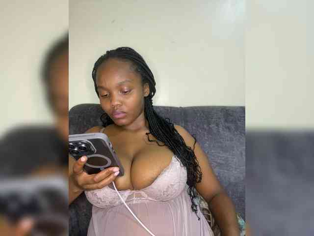 Curvy-maxy9 Curvy-maxy9