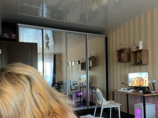 -LoveBirds- Porn Show