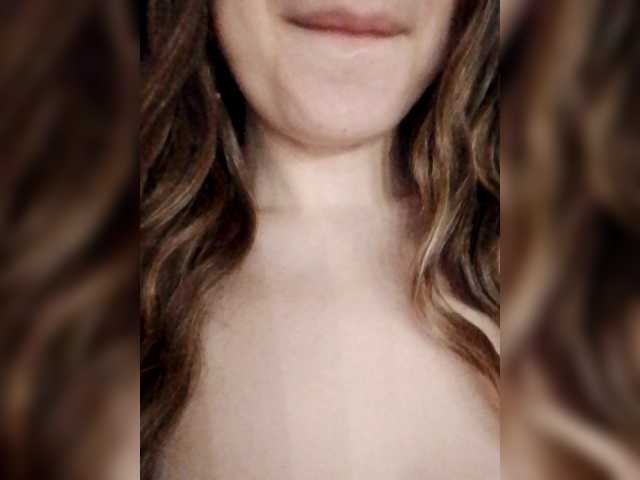 Anabella-1's BongaCams show and profile