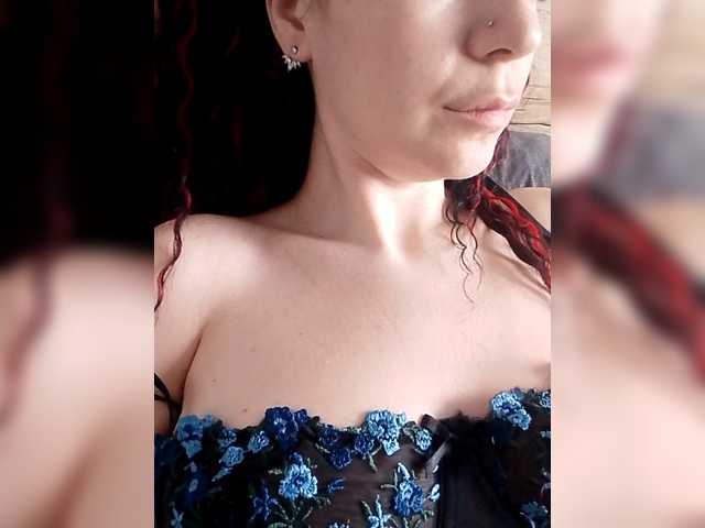 Anabella-1's BongaCams show and profile