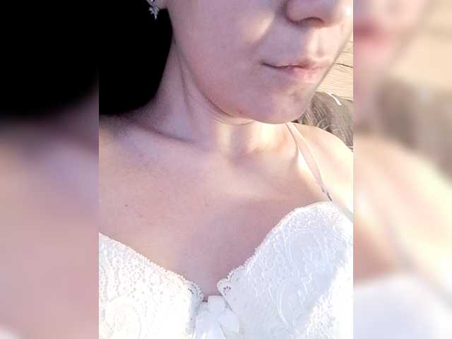 Anabella-1's BongaCams show and profile