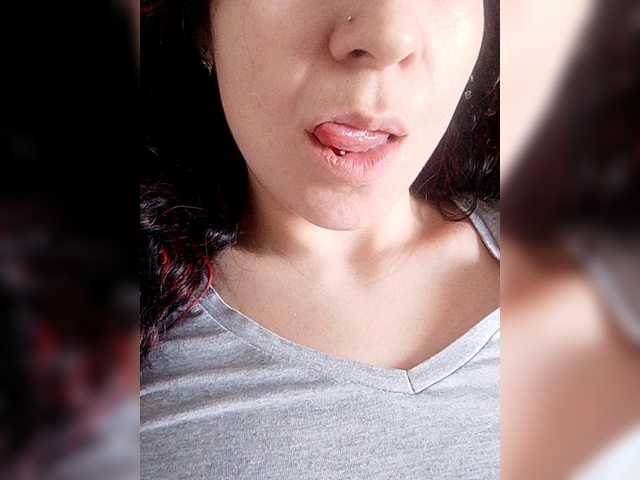 Anabella-1's BongaCams show and profile