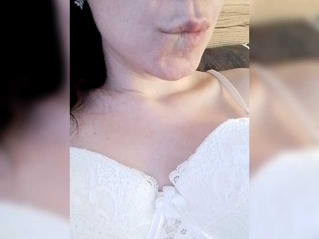 Anabella-1's BongaCams show and profile