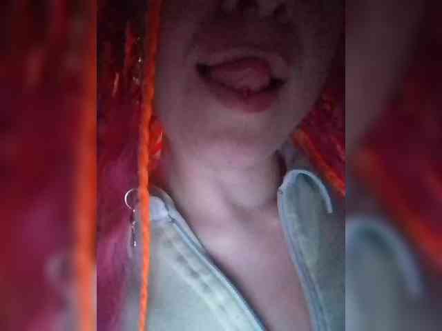 Lady_cat93 webcam