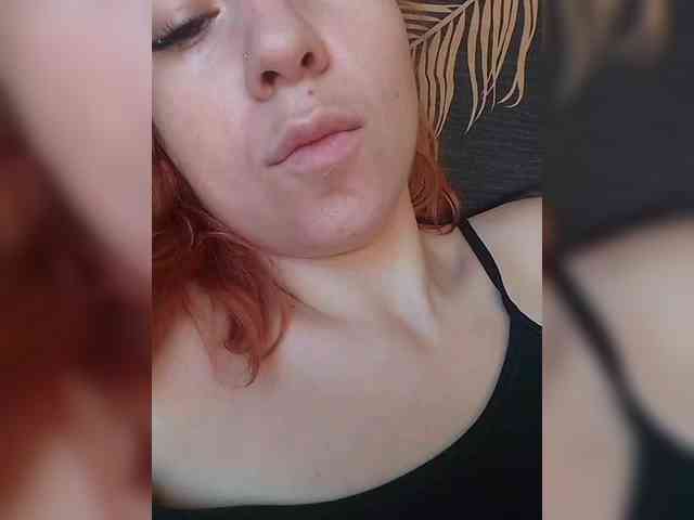 Lady_cat93 webcam