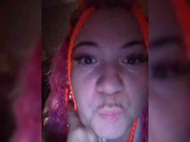 Lady_cat93 webcam