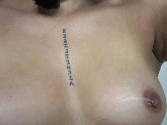 Qadesh's BongaCams show and profile