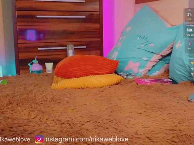 Nikaweblove bongacams