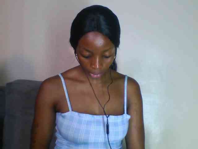 SweetsLolilta webcam
