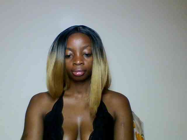 SweetsLolilta webcam
