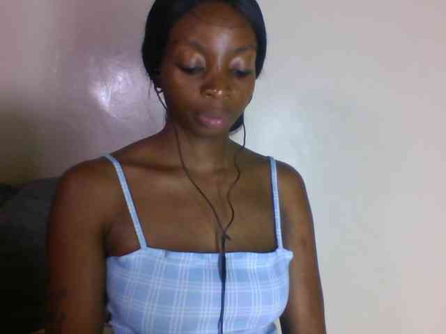SweetsLolilta webcam