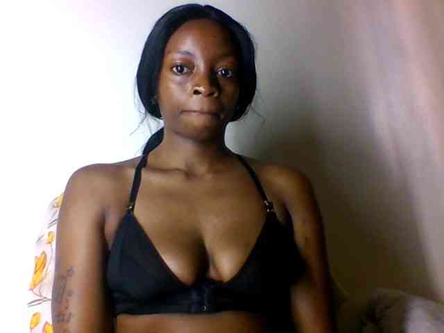 SweetsLolilta webcam