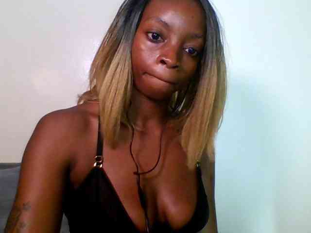 SweetsLolilta webcam