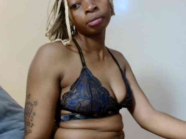 SweetsLolilta webcam