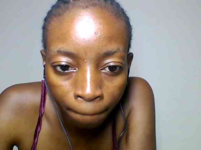 SweetsLolilta webcam