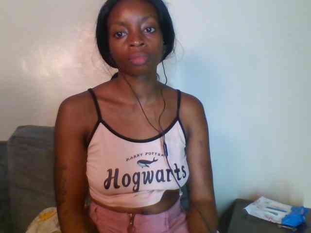 SweetsLolilta webcam