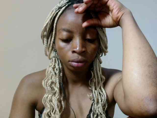 SweetsLolilta webcam